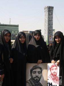 حضور دانش آموزان مدرسه هنر و رسانه تزکیه در مراسم تشییع پیکر شهید مدافع حرم پاسدار محسن حججی